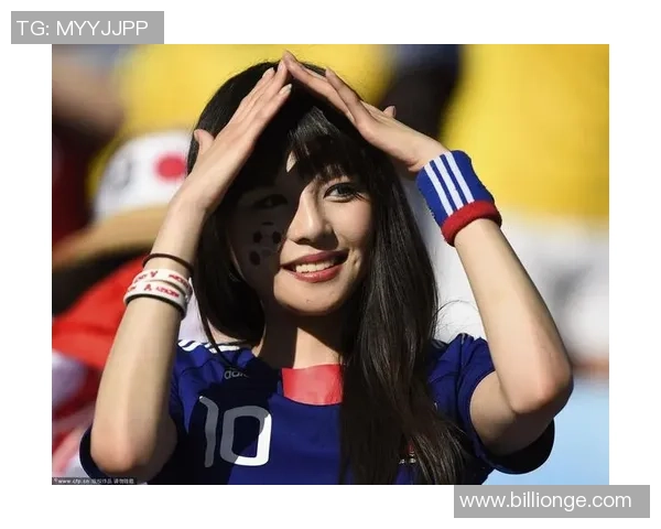 足球星二代美女集锦揭晓那些继承父亲足球基因的时尚魅力女神