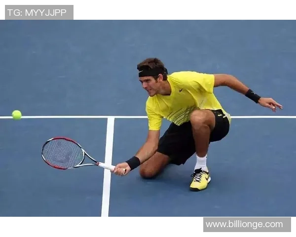 拉球技巧引领风潮 足球巨星如何通过拉球突破防线打造个人传奇